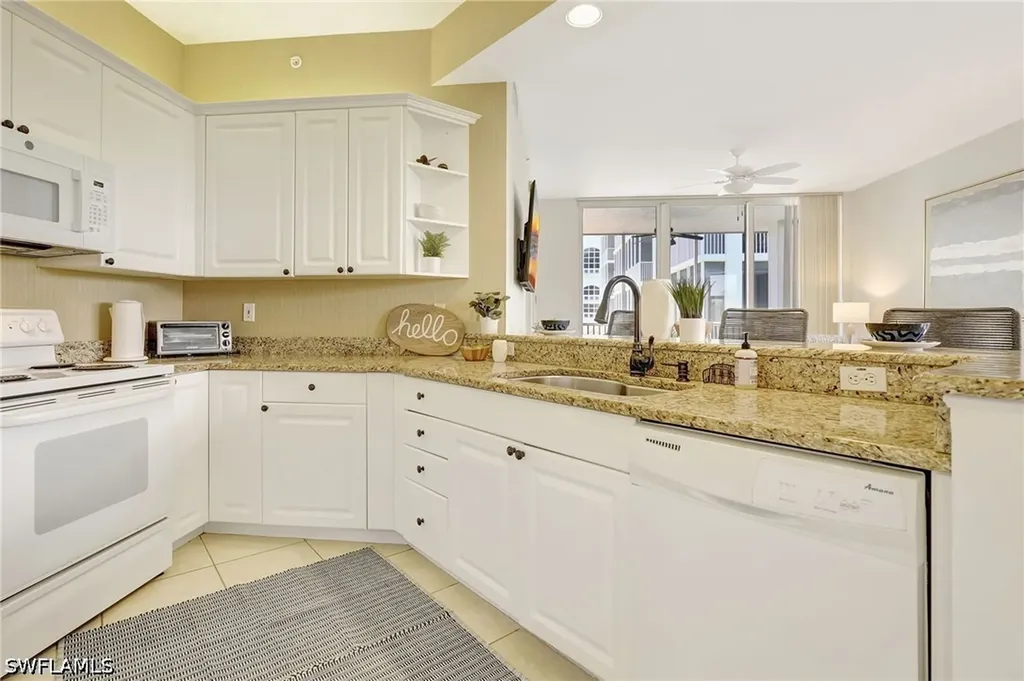 470 Launch Circle Naples FL 34108