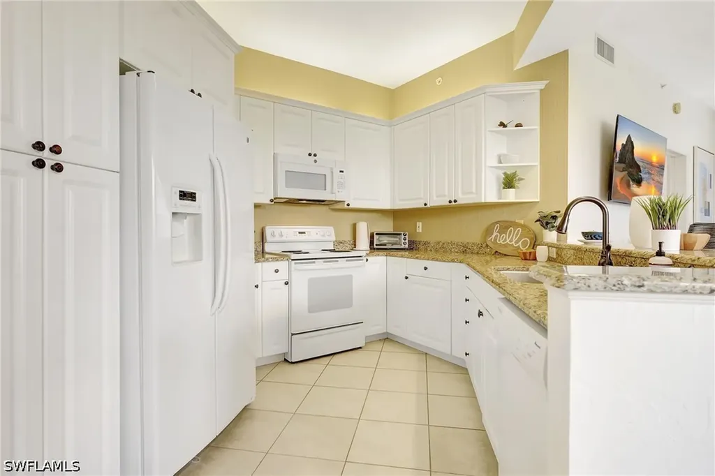 470 Launch Circle Naples FL 34108