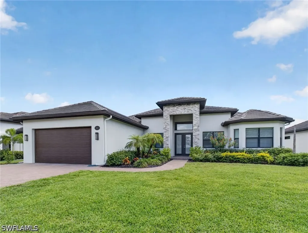 11590 Pin Oak Drive S Bonita Springs FL 34135