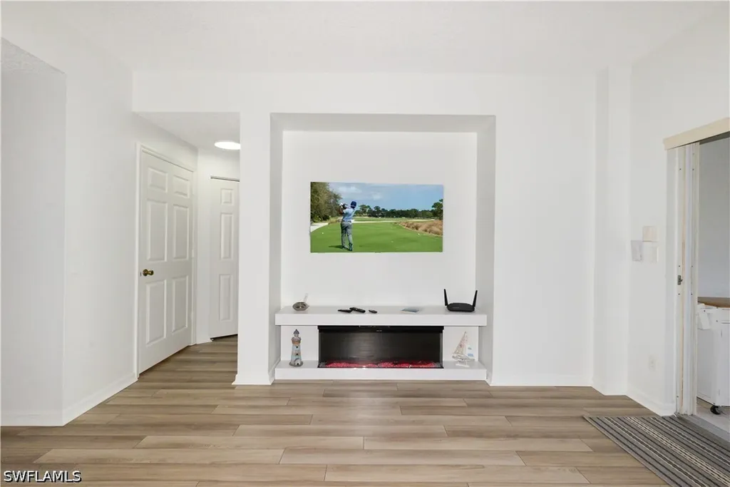 992 Woodshire Lane Naples FL 34105