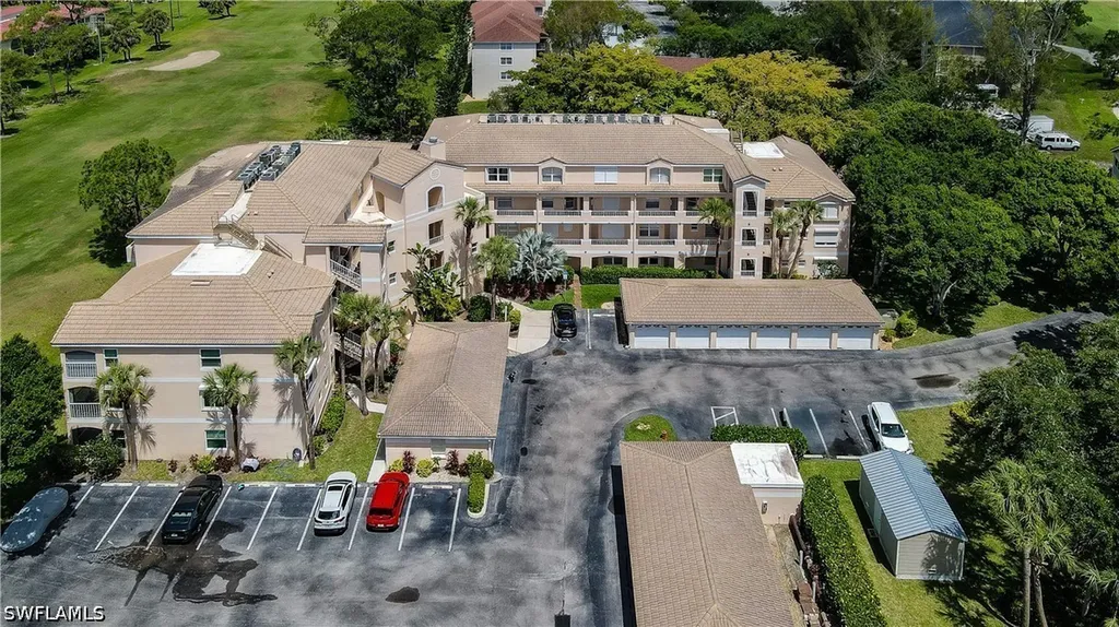992 Woodshire Lane Naples FL 34105