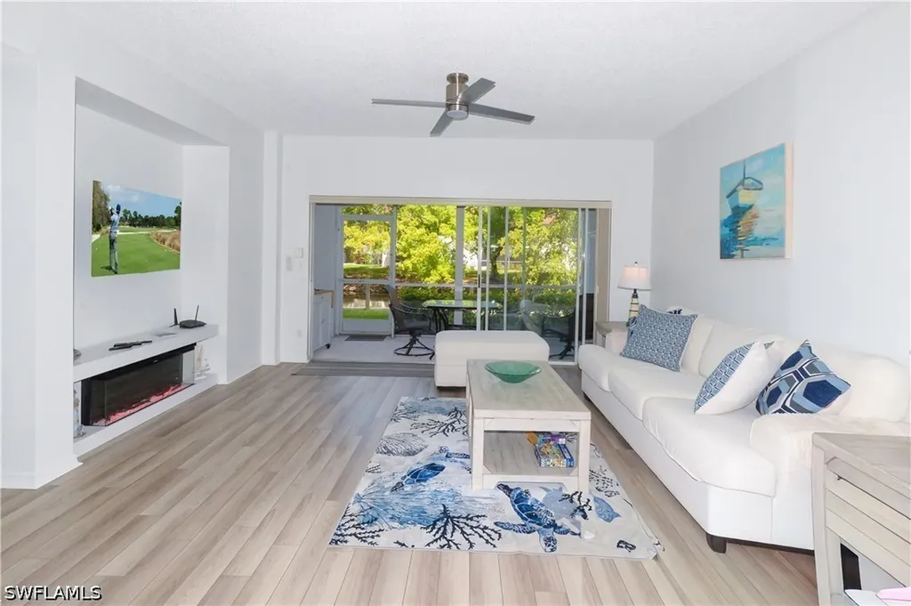 992 Woodshire Lane Naples FL 34105