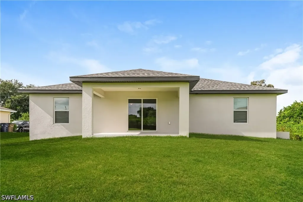 2916 42nd Street SW Lehigh Acres FL 33976