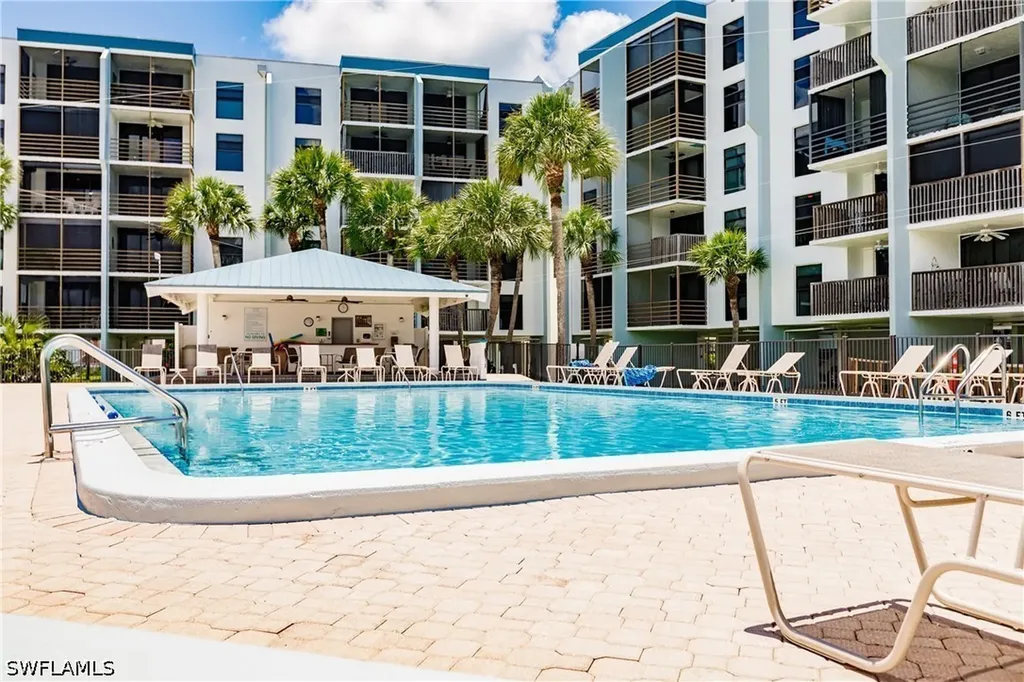 1085 Bald Eagle Drive Marco Island FL 34145