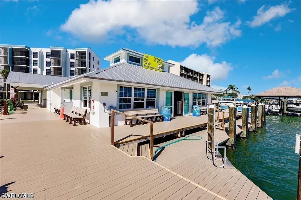 1085 Bald Eagle Drive Marco Island FL 34145