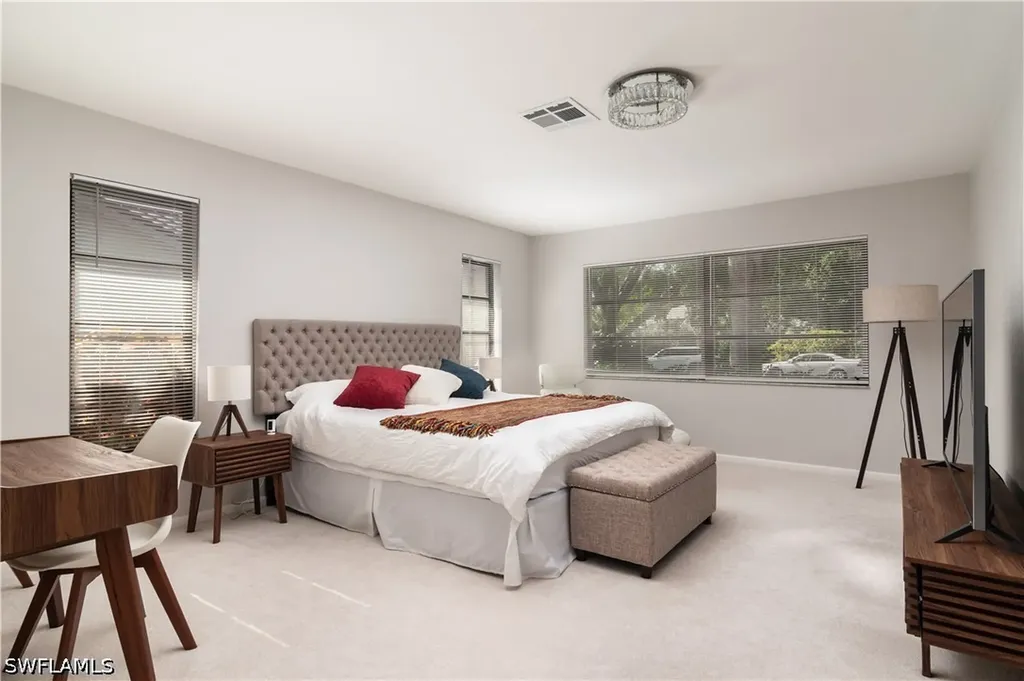 560 Bald Eagle Drive Naples FL 34105