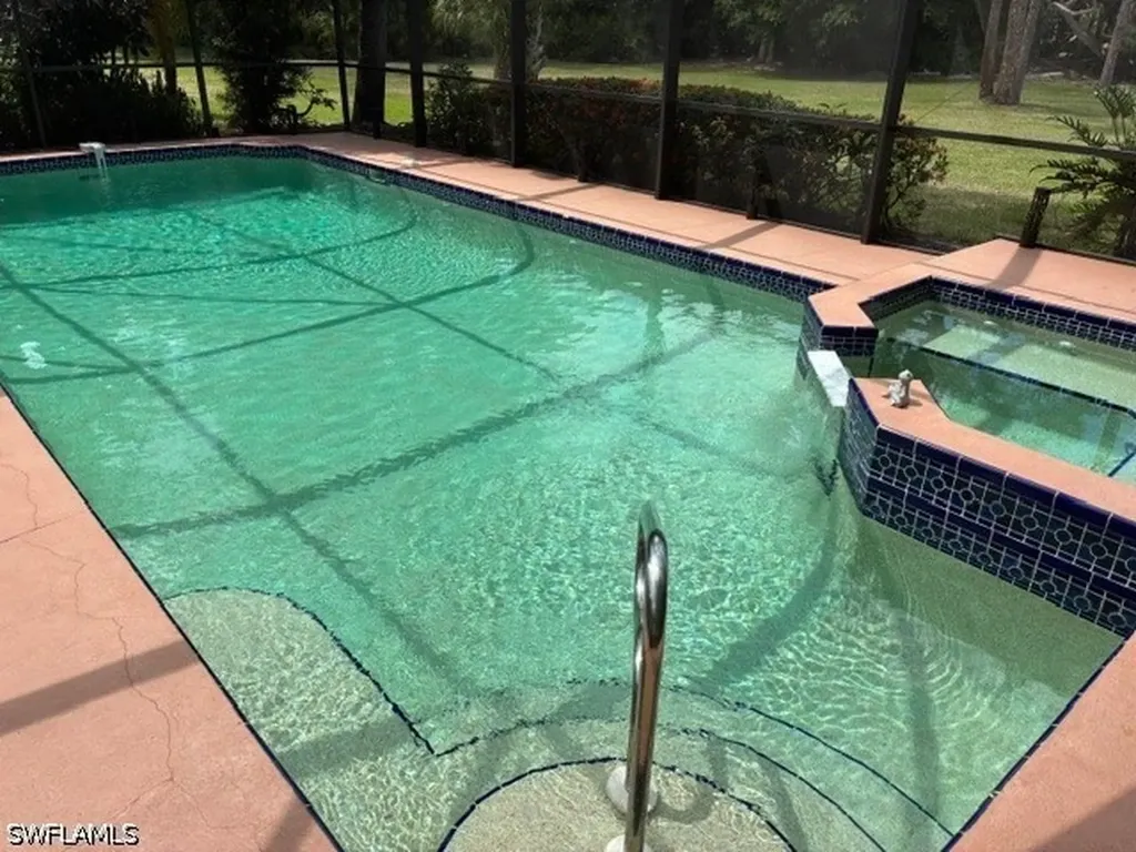 560 Bald Eagle Drive Naples FL 34105
