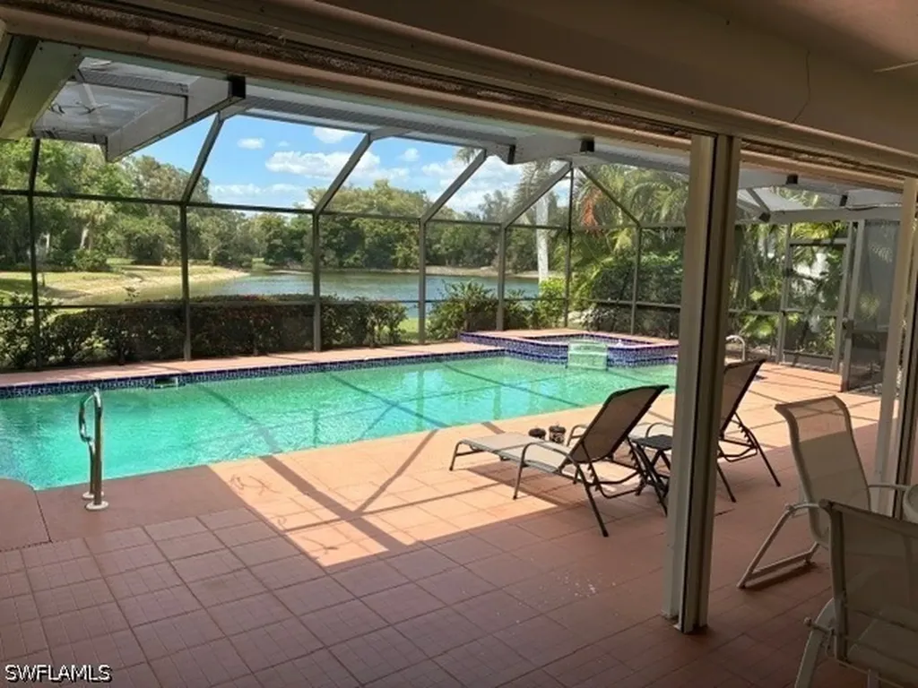 560 Bald Eagle Drive Naples FL 34105