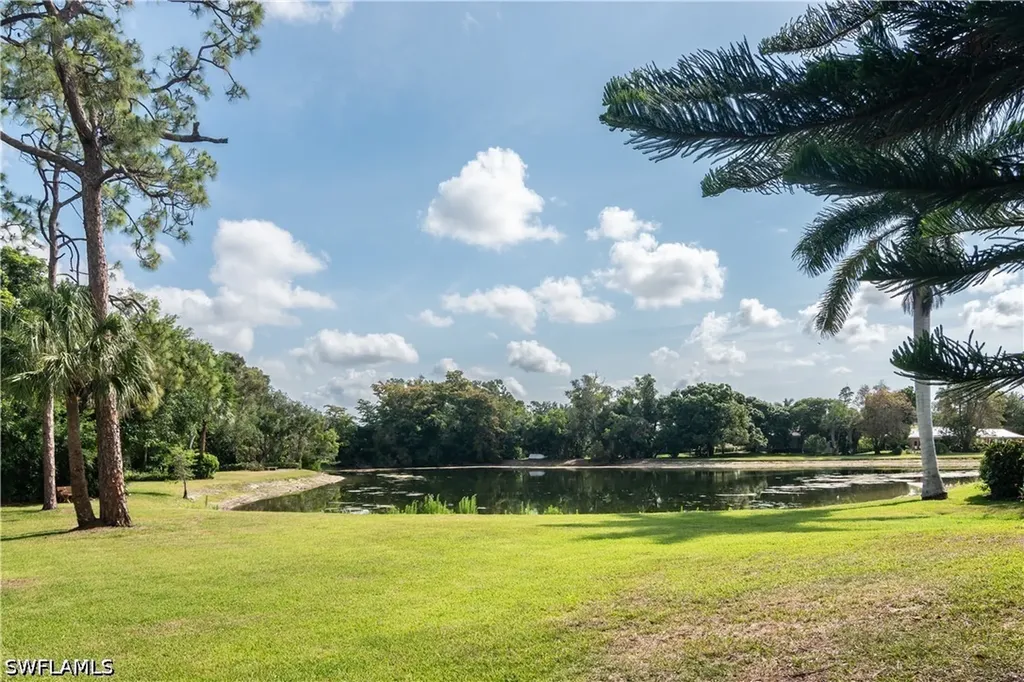 560 Bald Eagle Drive Naples FL 34105