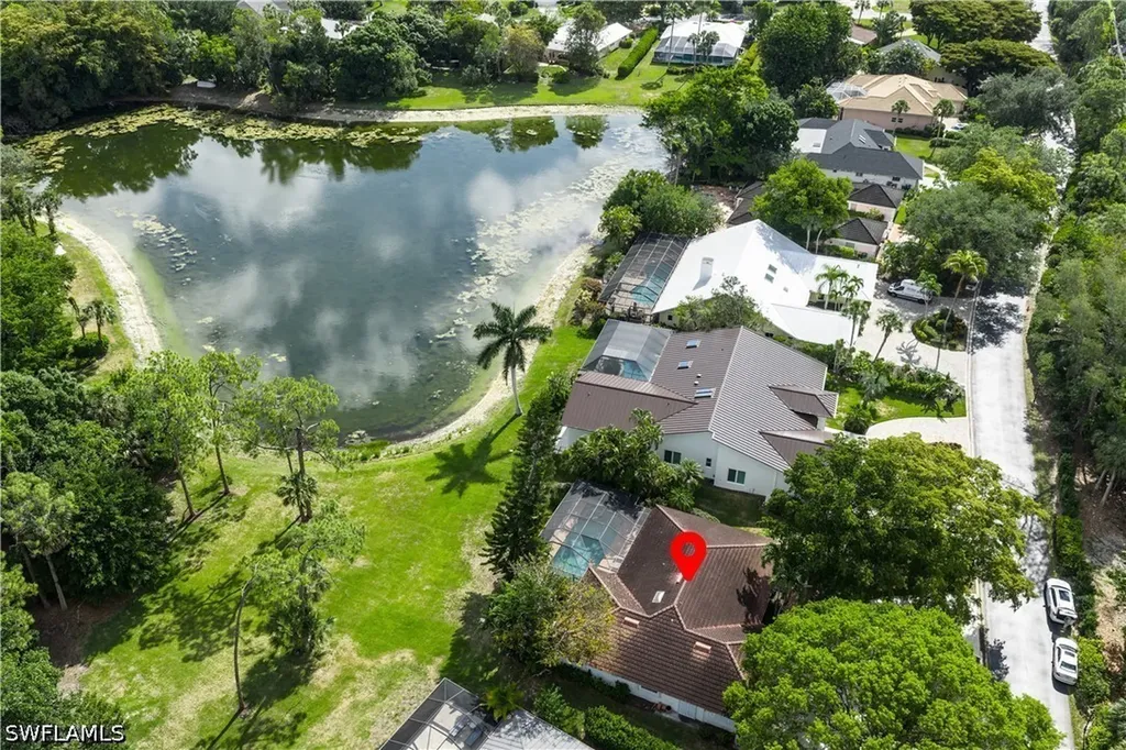 560 Bald Eagle Drive Naples FL 34105