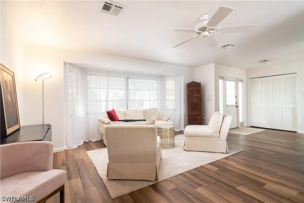 560 Bald Eagle Drive Naples FL 34105