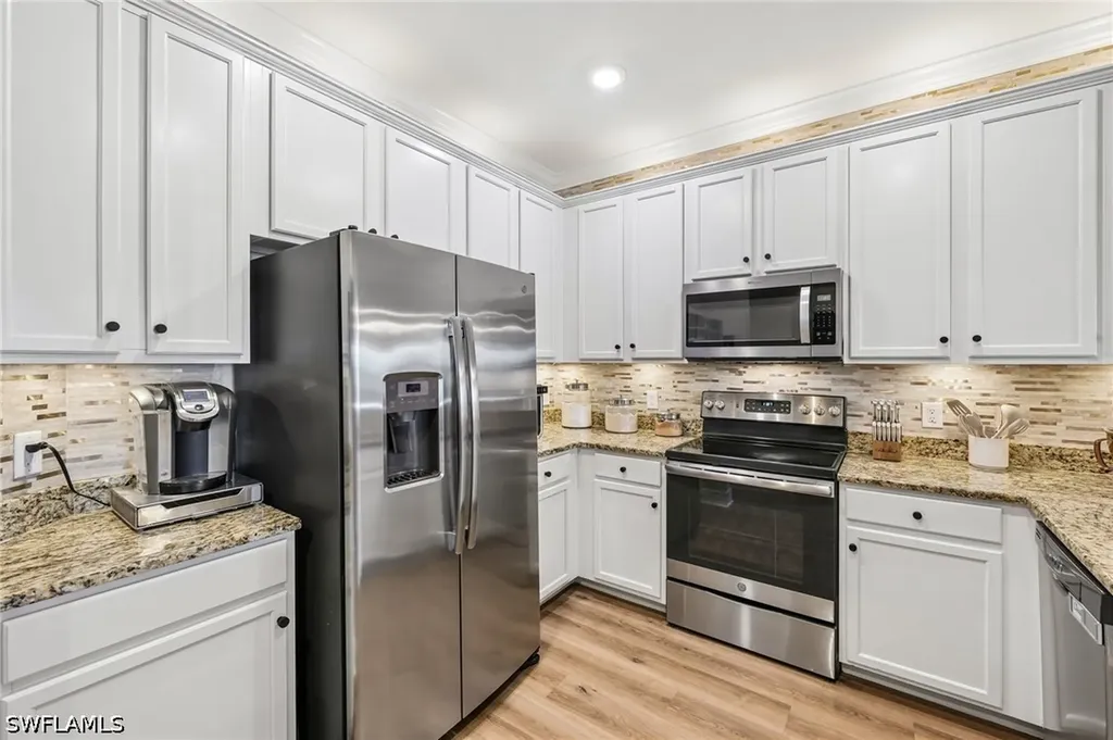 2708 Blossom Way Naples FL 34120