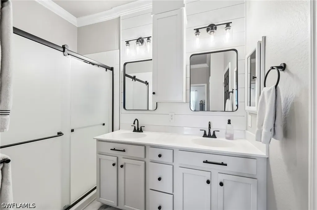 2708 Blossom Way Naples FL 34120