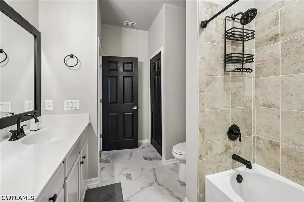 2708 Blossom Way Naples FL 34120