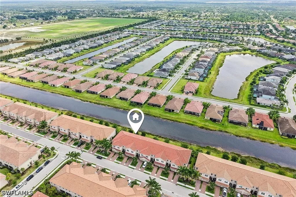 2708 Blossom Way Naples FL 34120