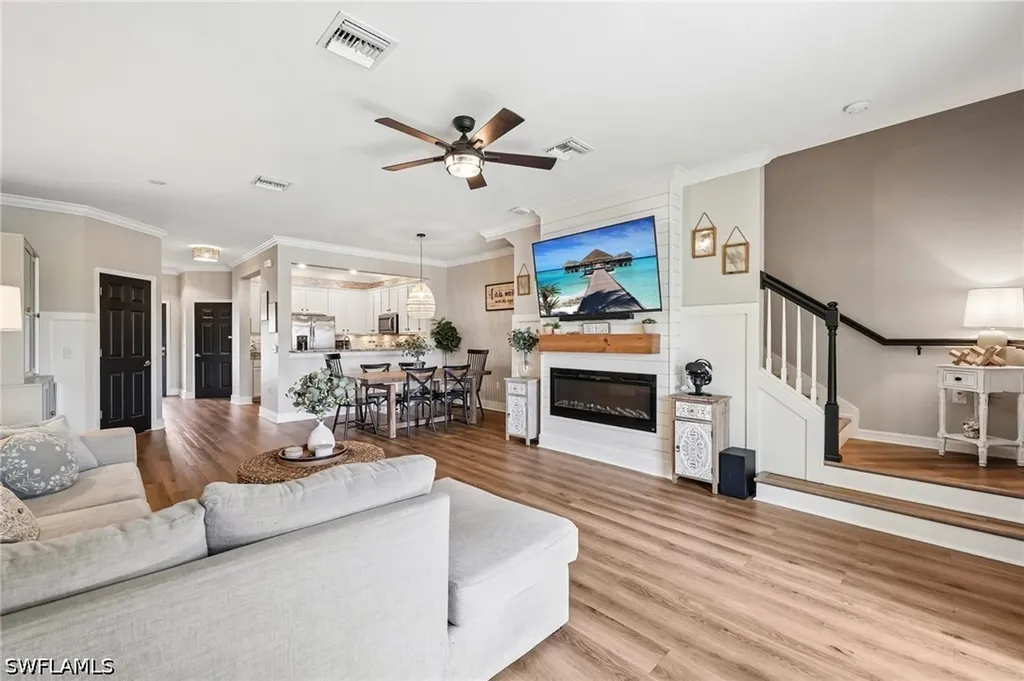 2708 Blossom Way Naples FL 34120