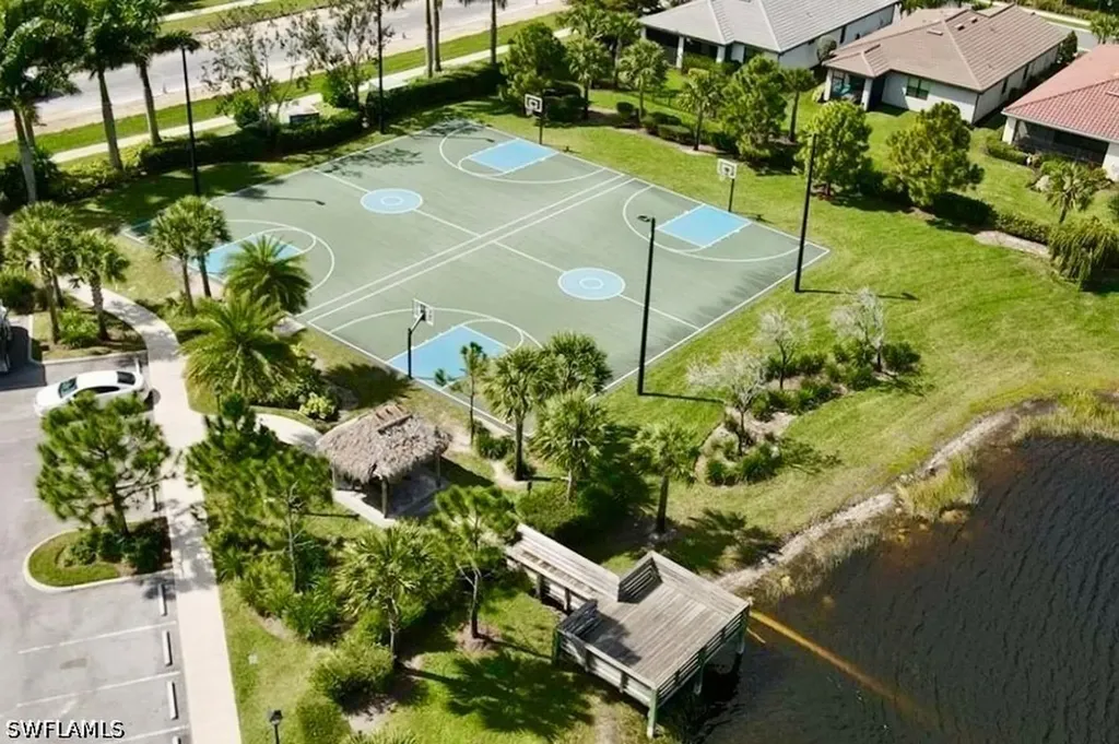 2708 Blossom Way Naples FL 34120