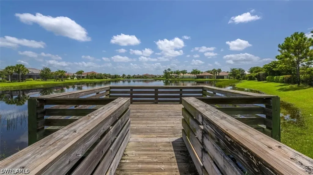 2708 Blossom Way Naples FL 34120