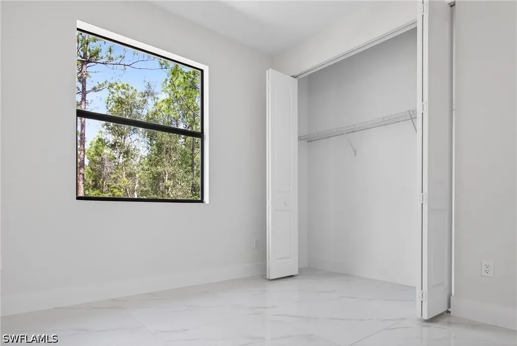 4232 31st Avenue NE Naples FL 34120