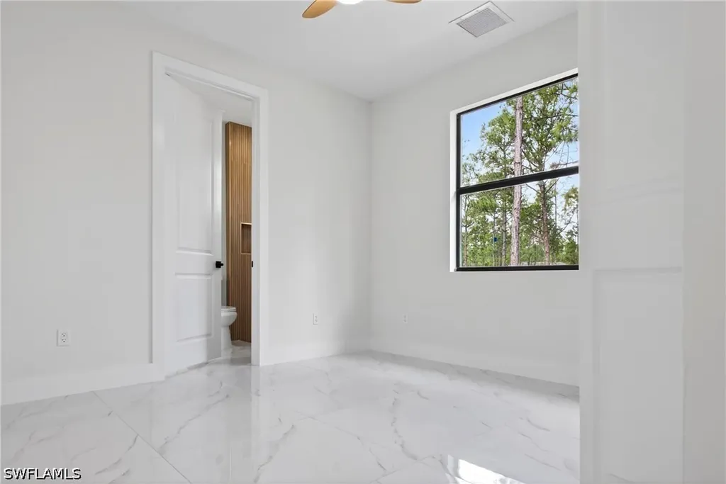 4232 31st Avenue NE Naples FL 34120
