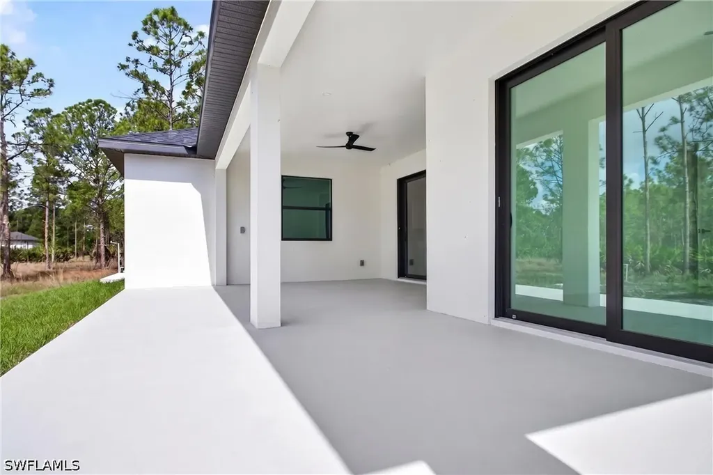 4232 31st Avenue NE Naples FL 34120