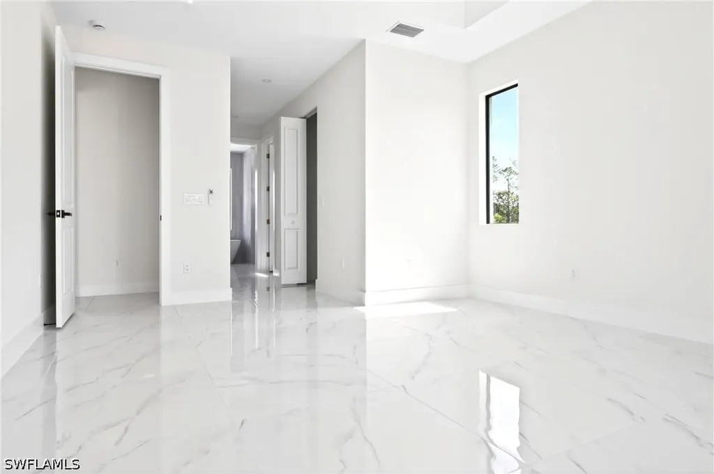 4232 31st Avenue NE Naples FL 34120