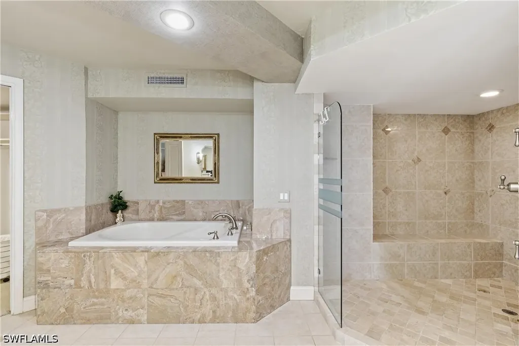 4041 Gulf Shore Boulevard N Naples FL 34103