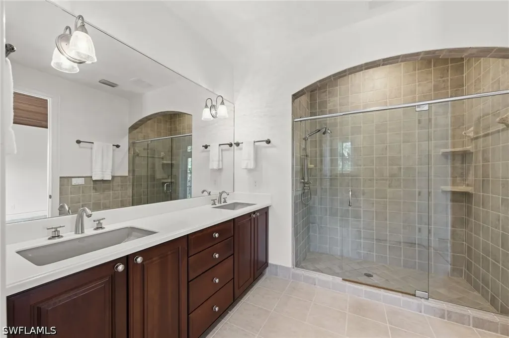 16475/95 Captiva Drive Captiva FL 33924