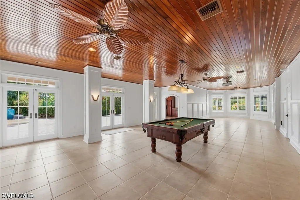 16475/95 Captiva Drive Captiva FL 33924