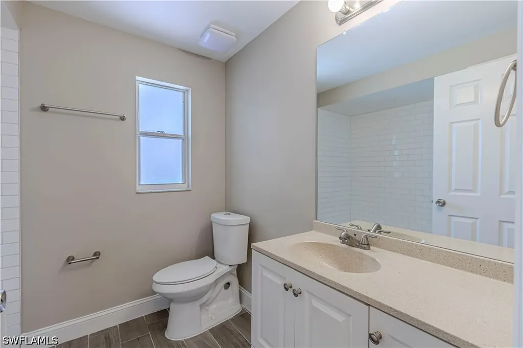 928 SE 35th Street Cape Coral FL 33904