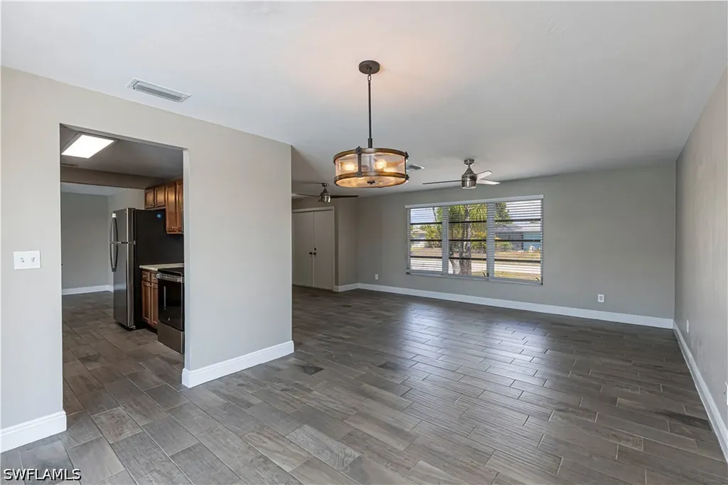 928 SE 35th Street Cape Coral FL 33904