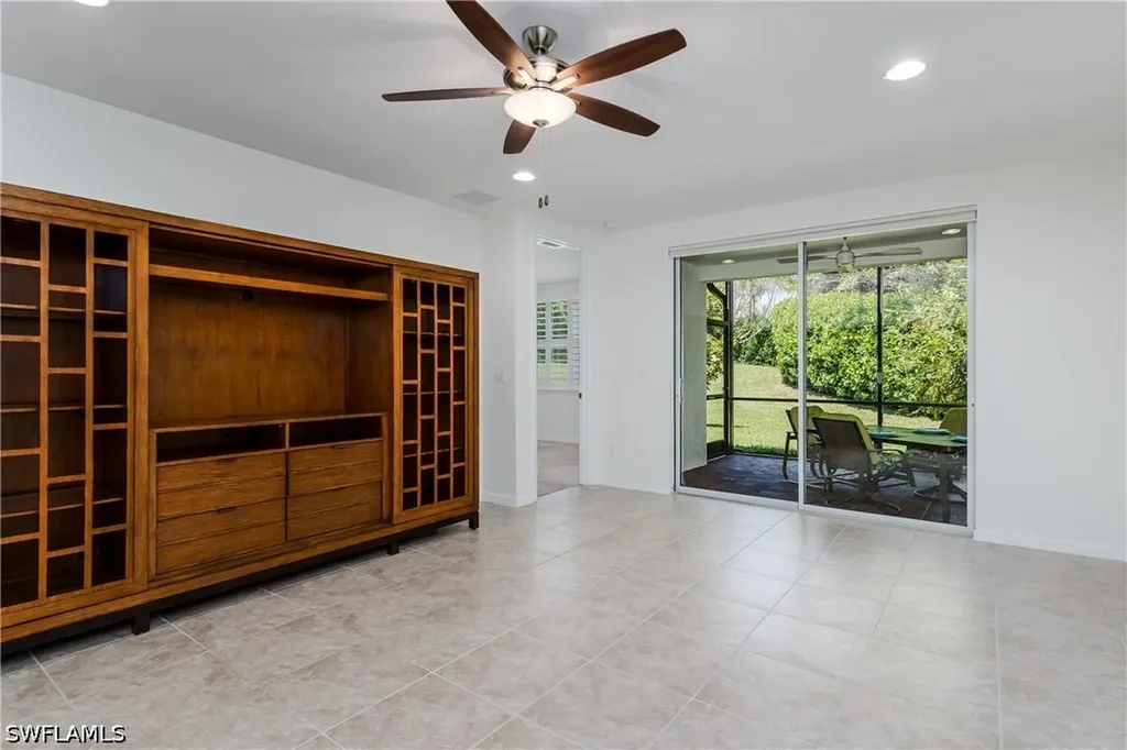14939 Edgewater Circle Naples FL 34114