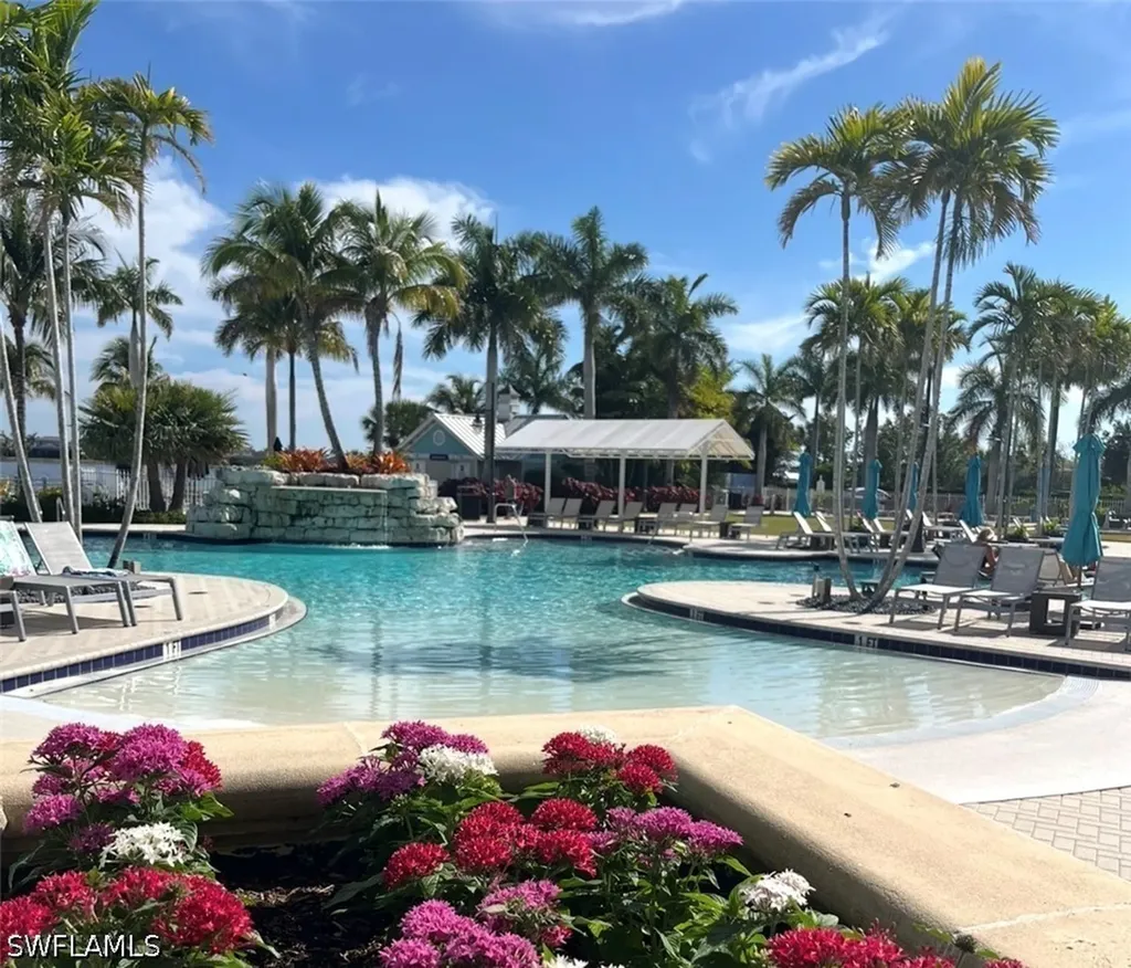 14939 Edgewater Circle Naples FL 34114
