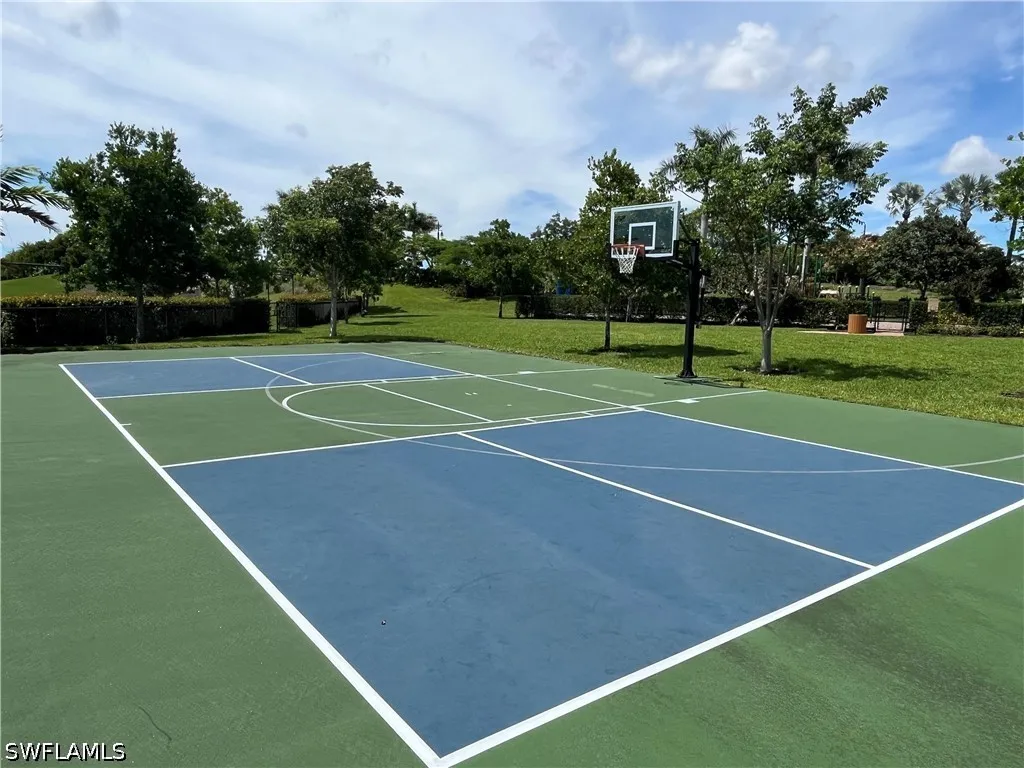 14939 Edgewater Circle Naples FL 34114