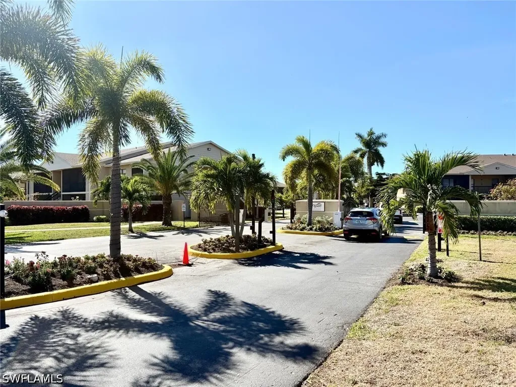 5315 Summerlin Road Fort Myers FL 33919