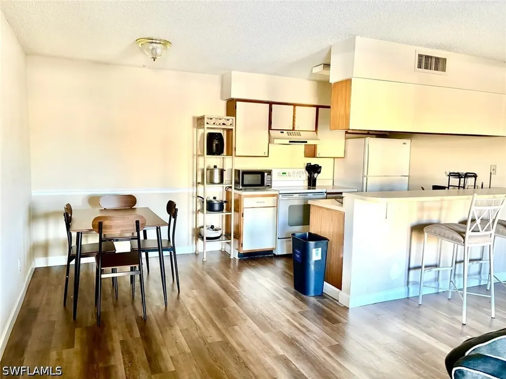 5315 Summerlin Road Fort Myers FL 33919