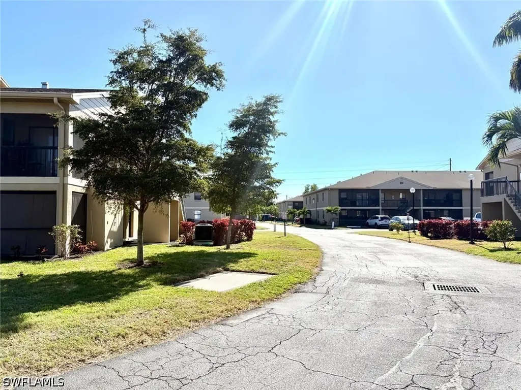 5315 Summerlin Road Fort Myers FL 33919