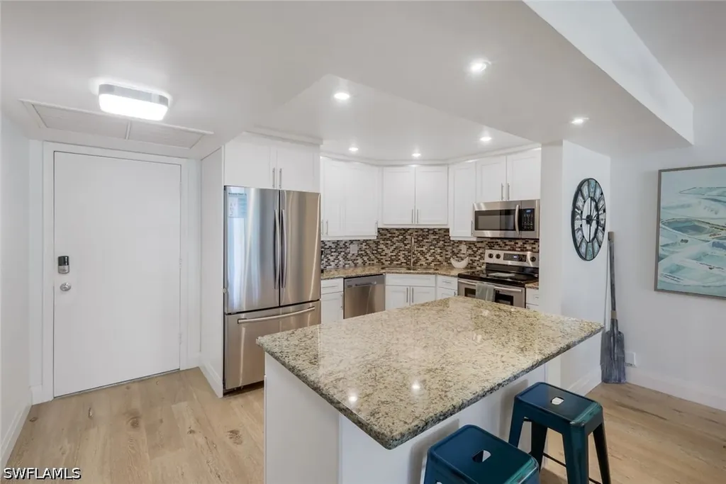 5 Bluebill Avenue Naples FL 34108