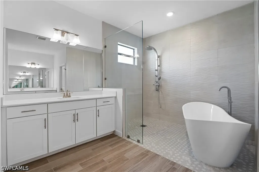 1779 Hagen Court Naples FL 34120