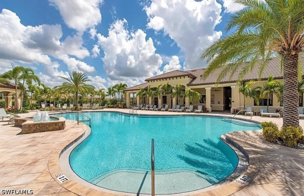 13435 Silktail Drive Naples FL 34109