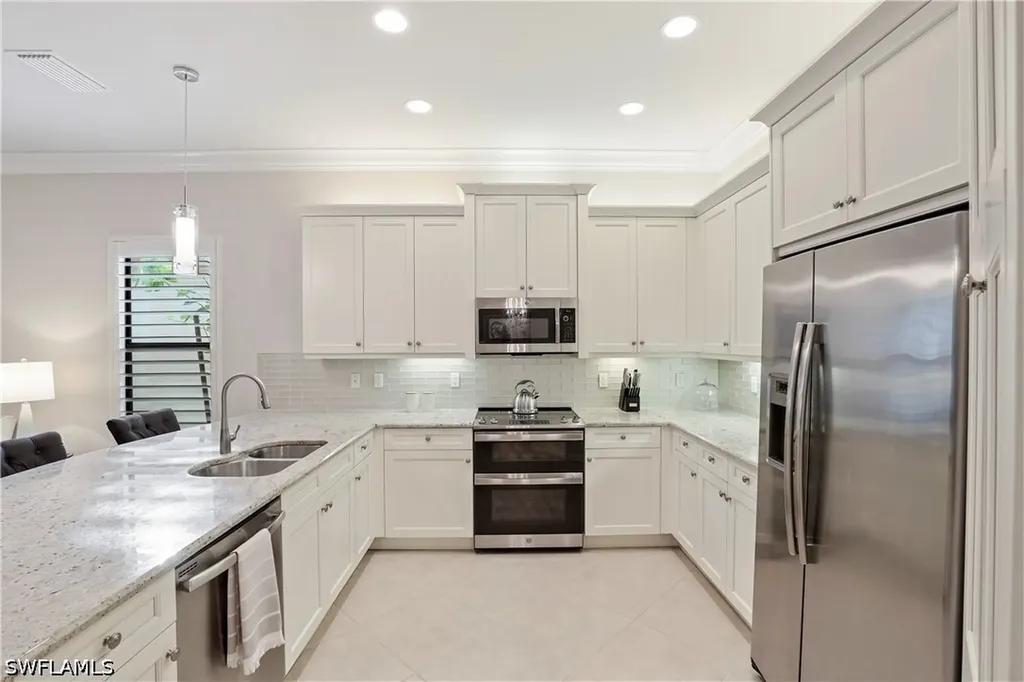 13435 Silktail Drive Naples FL 34109