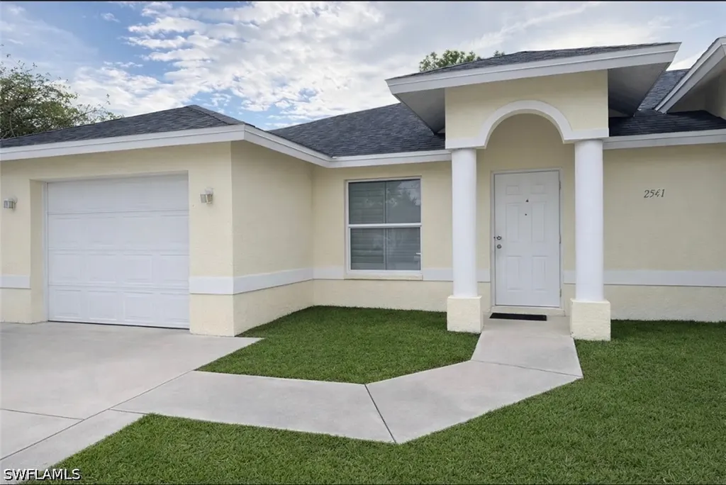 2541 55th Terrace SW Naples FL 34116