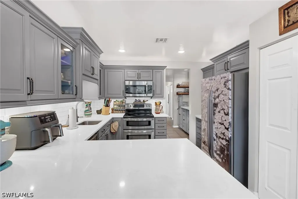 1443 Larkspur Drive Fort Myers FL 33901