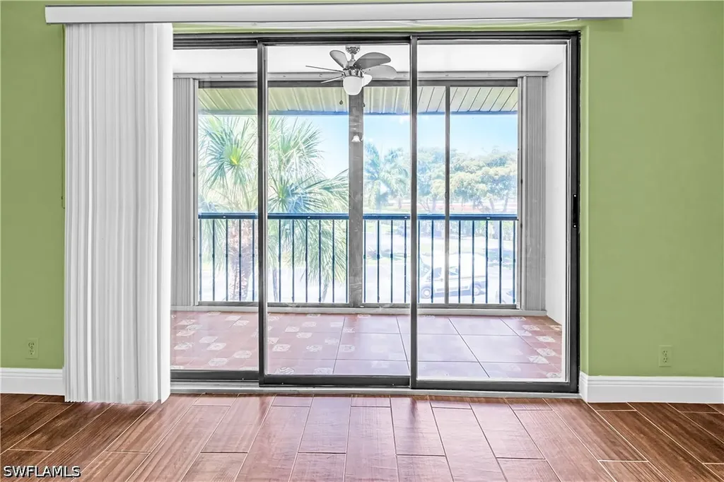 806 Sky Pine Way # B3 Green Acres FL 33415