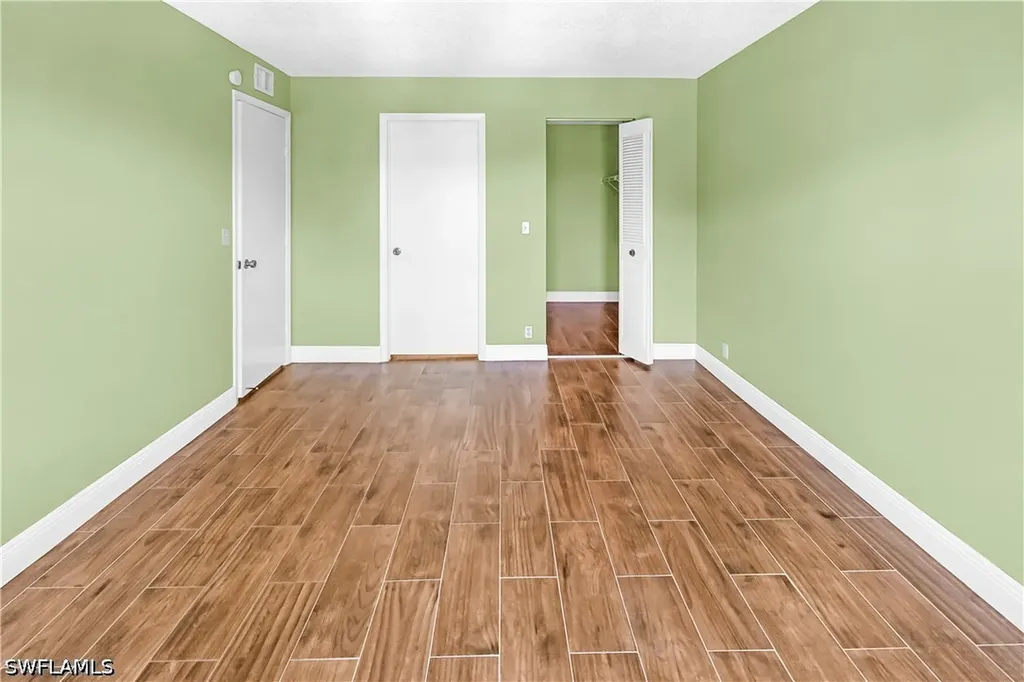 806 Sky Pine Way # B3 Green Acres FL 33415