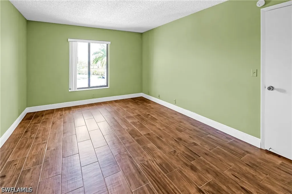 806 Sky Pine Way # B3 Green Acres FL 33415