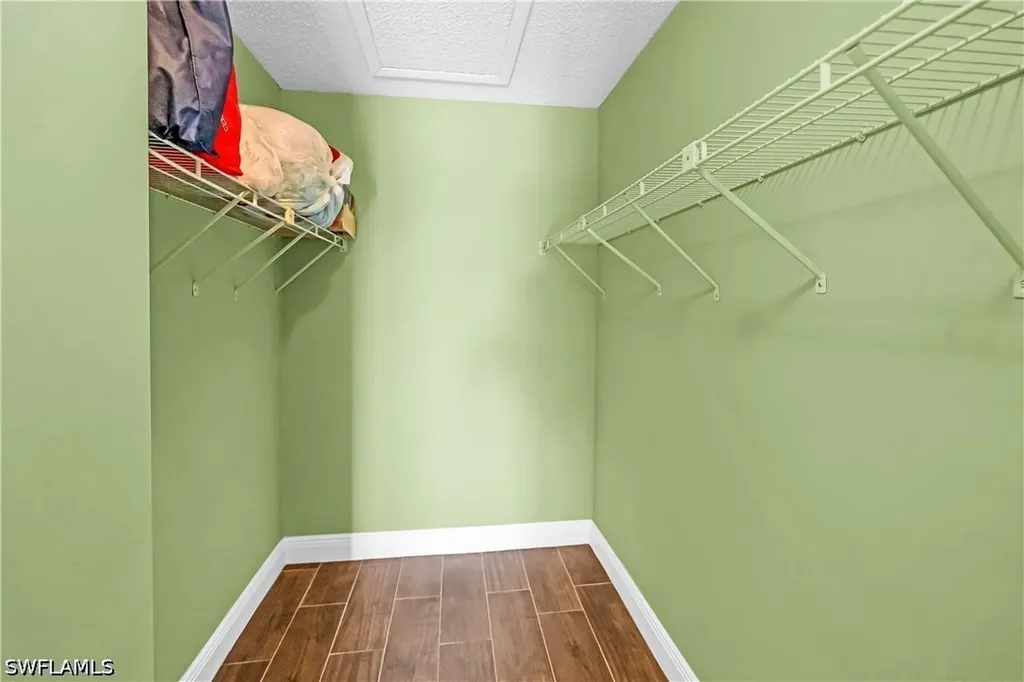 806 Sky Pine Way # B3 Green Acres FL 33415