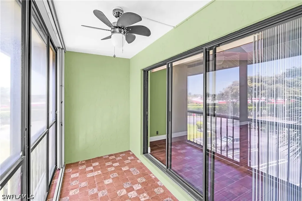 806 Sky Pine Way # B3 Green Acres FL 33415