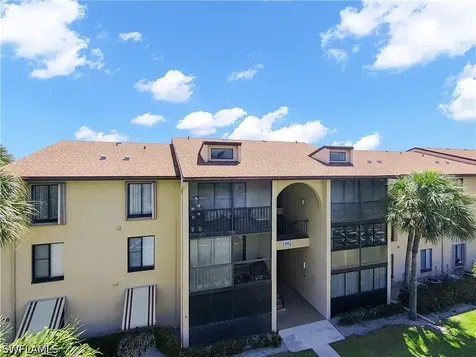 806 Sky Pine Way # B3 Green Acres FL 33415