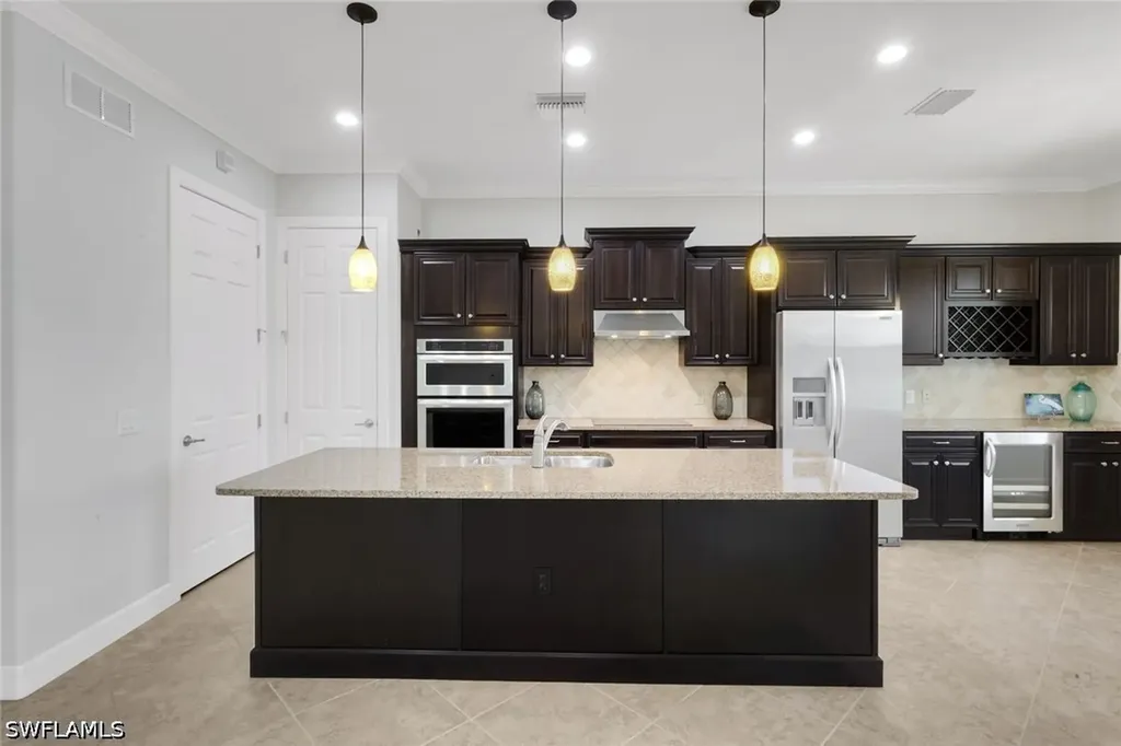 9179 Flint Court Naples FL 34120